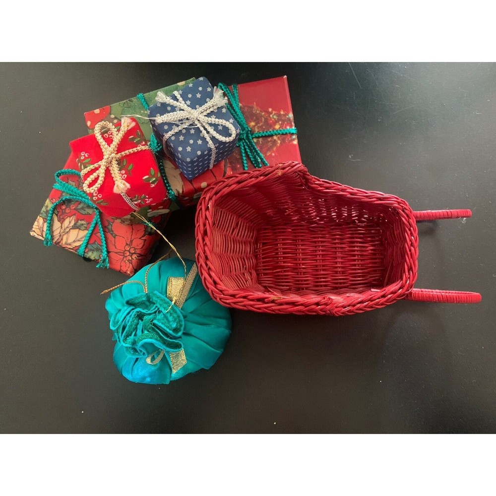 Red Wicker Christmas Sleigh Basket Decorative Holiday Centerpiece gift Vintage